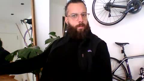 apc_3 online show from January 23, 11:15 am