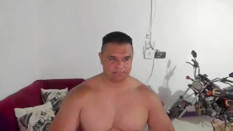 follow me   here you find me online show from January 16, 3:26 pm