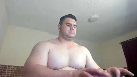 follow me   here you find me online show from September 30, 8:08 am