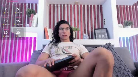 apolo_crus online show from January 25, 11:55 am