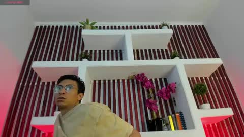 apolo_crus online show from May 17, 3:58 am