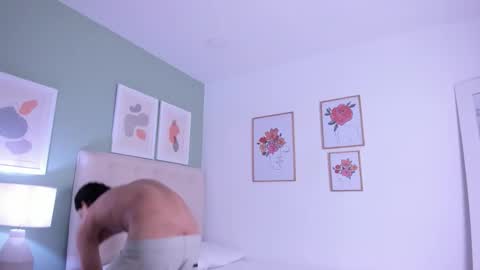 Apolo twink online show from November 20, 9:02 pm