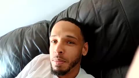 arielsuarez3051995 online show from May 14, 8:40 pm