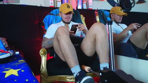 Ariies13 online show from April 12, 12:39 pm