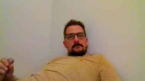 ariparikrigsmann online show from December 19, 10:00 pm