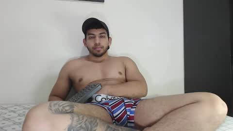 Snapshot of arm578 chatting on October 14, 3:35 am arm578 online show from October 14, 3:35 am