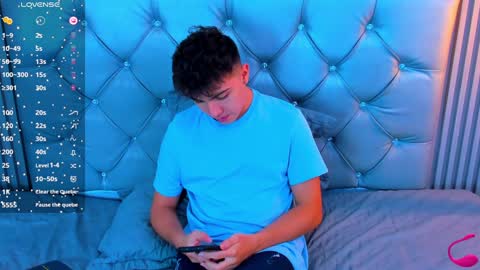 aron__cooper online show from December 29, 3:11 am