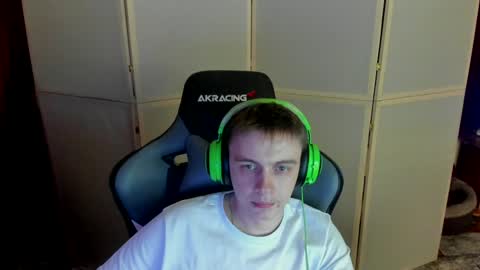 biggest penis  online show from December 13, 1:26 am