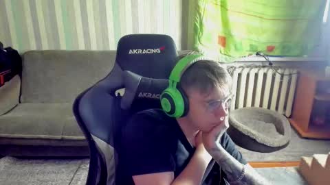 biggest penis  online show from October 2, 9:46 am