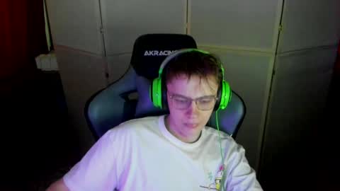 biggest penis  online show from March 4, 7:51 am