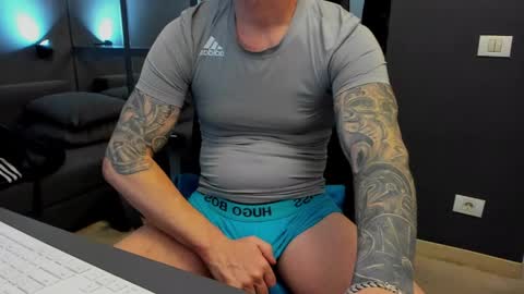 AronGrant online show from March 30, 10:16 am