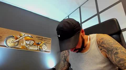 AronGrant online show from November 20, 9:52 am