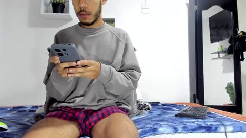 Snapshot of aronxx_ chatting on January 10, 9:55 am BLACK FRIDAY 55 OFF ON MY ONLYFANS. online show from January 10, 9:55 am
