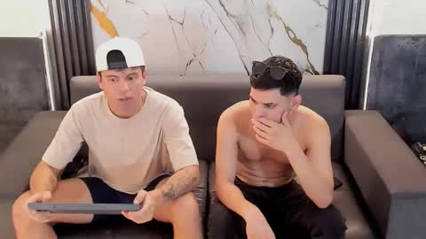 Aroon   online show from April 11, 6:42 am