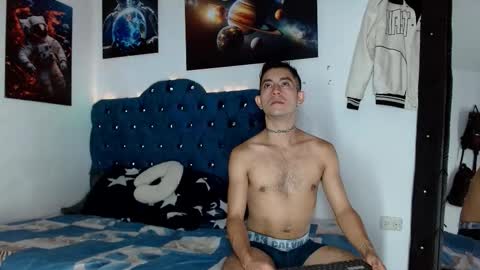 arturocontreras11 online show from November 29, 8:49 am