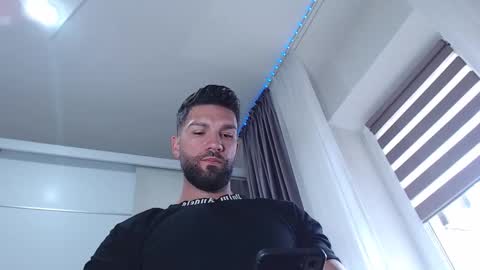 AryanAian1 online show from November 5, 11:34 am