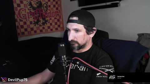 DevilPup75 online show from October 30, 9:33 am