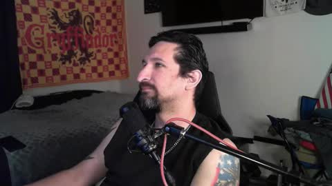 Snapshot of asanator101 chatting on October 17, 3:21 am DevilPup75 online show from October 17, 3:21 am