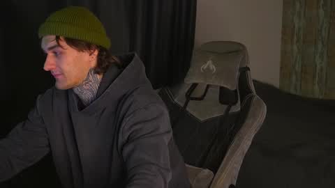 Jerk Machine online show from October 22, 11:47 am