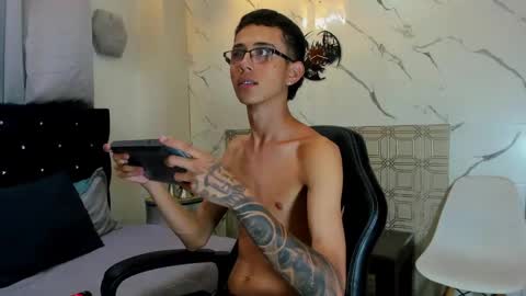   Asher  online show from April 15, 8:42 pm