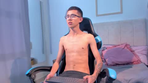   Asher  online show from March 5, 8:05 pm