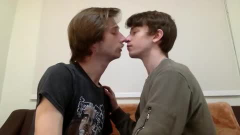 Ashing online show from April 8, 2:45 am