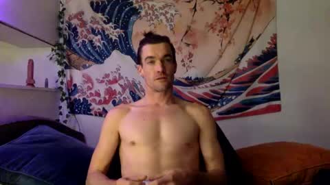 Snapshot of ashton_anders chatting on December 8, 3:21 am Ashton Anders online show from December 8, 3:21 am