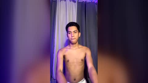 asian_ainsley69 online show from December 17, 7:31 pm