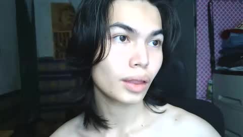 asian_babyboi online show from January 16, 1:58 pm
