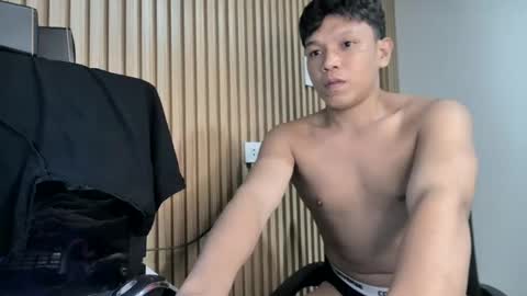 asian_calid22xx online show from April 11, 3:59 pm