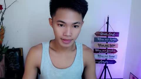 asian_lover05 online show from November 12, 7:30 pm