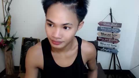 asian_lover05 online show from October 16, 6:16 pm