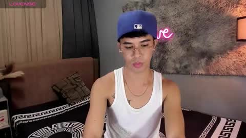 asiancum_peter online show from October 7, 12:48 am