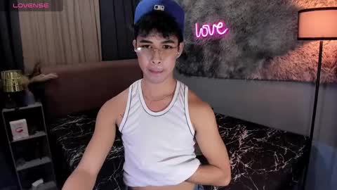 asiancum_peter online show from September 25, 12:04 pm