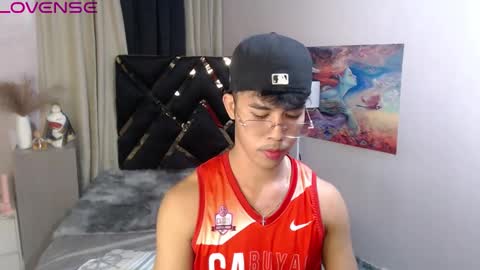 asiancum_peter online show from September 15, 10:05 am