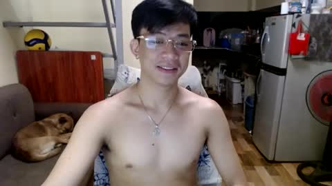 asiandreamboyx online show from February 8, 6:33 am