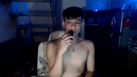 asiandreamboyx online show from January 22, 12:06 pm