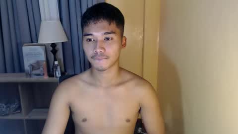 asianhunk_jamesx online show from September 29, 10:57 am