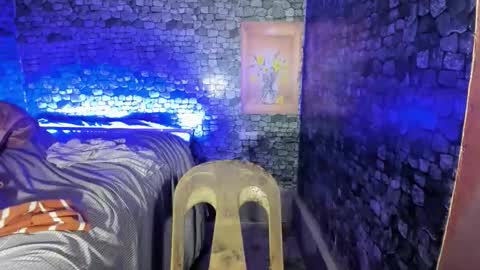 mark online show from April 6, 3:02 pm