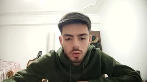 asihandsome06 online show from January 26, 6:37 pm