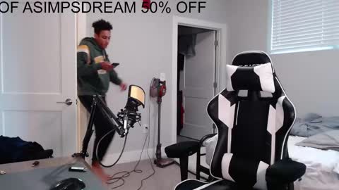 asimpsdream online show from November 1, 1:37 pm