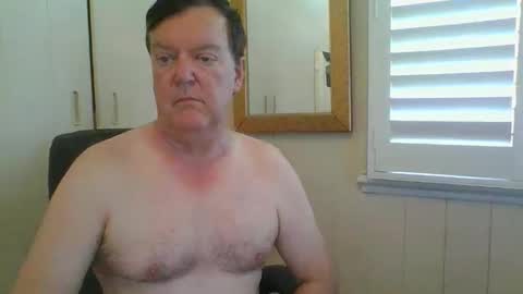 astute008 online show from November 27, 1:31 am