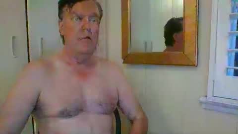 astute008 online show from December 16, 8:21 am