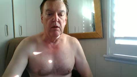 astute008 online show from June 12, 9:34 pm