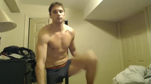 Snapshot of athleteguy55555 chatting on September 22, 3:33 pm tommycb55555 online show from September 22, 3:33 pm