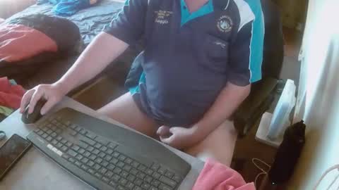 aussiebaker online show from May 11, 12:01 am