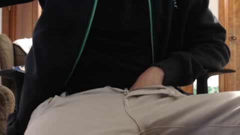 austin_breaker online show from November 9, 6:56 pm