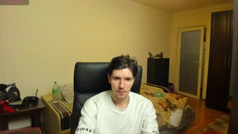 Justin online show from March 6, 2:41 am