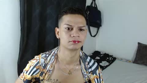 Snapshot of axcel_boy chatting on October 8, 11:58 am axcel online show from October 8, 11:58 am