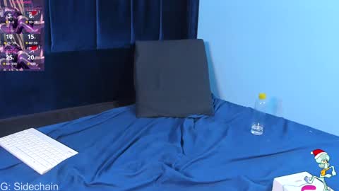 Axel cifer online show from December 13, 8:37 pm